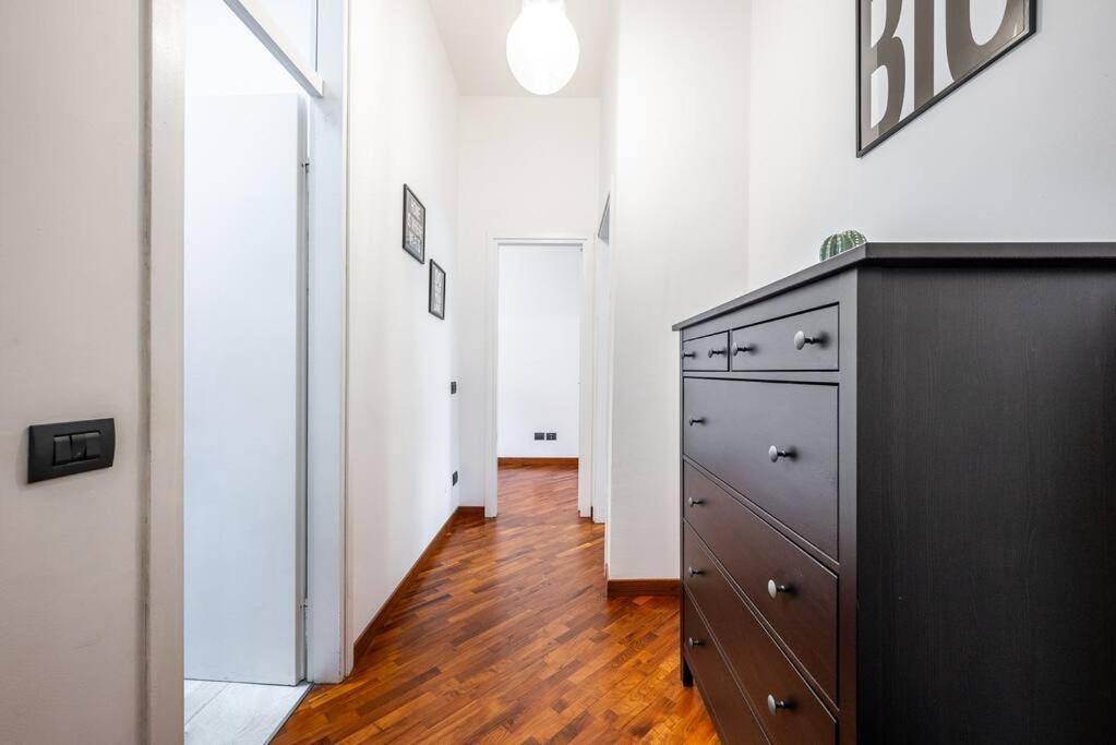 Carrobbio's Nest - Elegant With Wifi And Netflix Apartamento Milão
